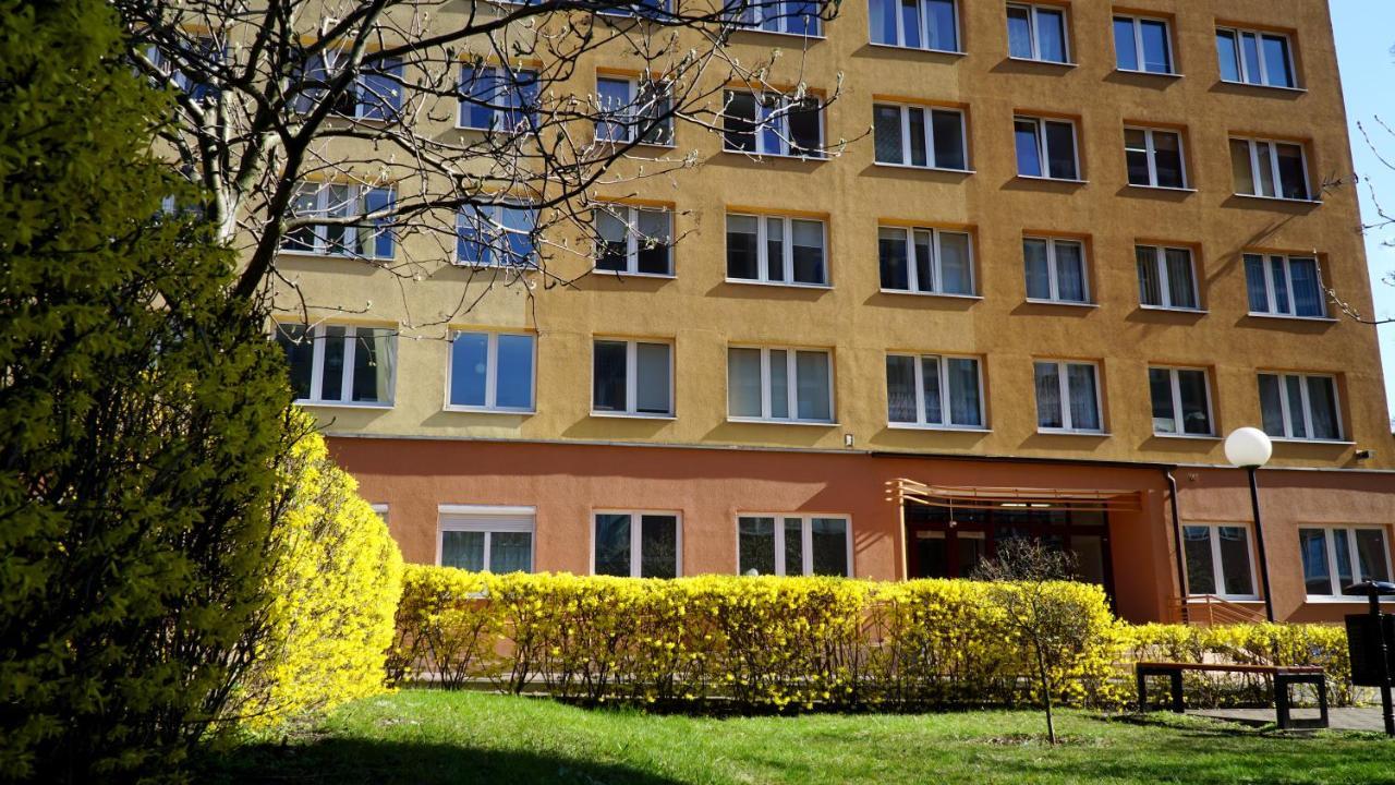 بيت شباب Studencki Dom Marynarza Pasat شتشيتسين المظهر الخارجي الصورة